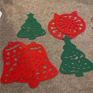 6 piece red and green Christmas decor